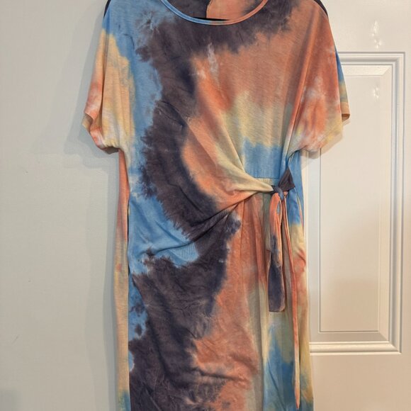 BloomChic Dresses & Skirts - Tie-Dye Midi Dress Side Knot – Size 10 Women's Comfy dress
